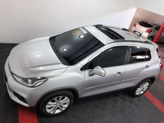 CHEVROLET-TRACKER-2018
