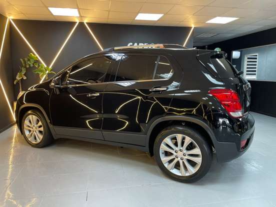 CHEVROLET-TRACKER-2018