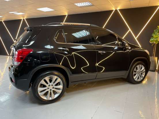 CHEVROLET-TRACKER-2018