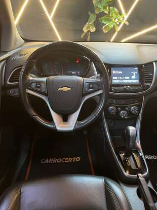 CHEVROLET-TRACKER-2018