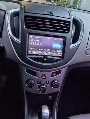 CHEVROLET-TRACKER-2015