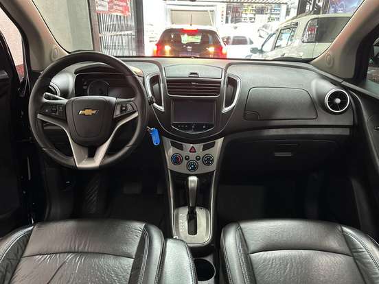CHEVROLET-TRACKER-2014
