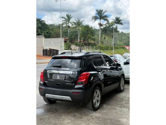 CHEVROLET-TRACKER-2014