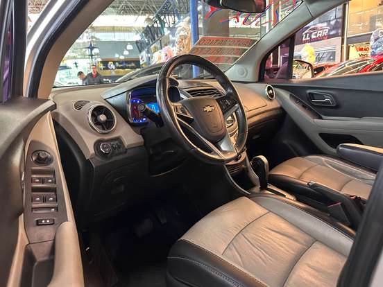CHEVROLET-TRACKER-2013