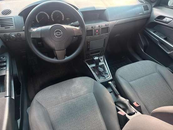 CHEVROLET-VECTRA-2011
