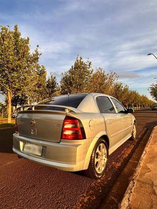 CHEVROLET ASTRA 2.0 MPFI ADVANTAGE 8V FLEX 4P MANUAL