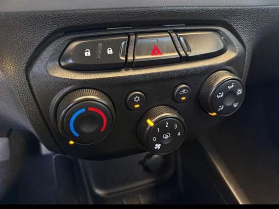 CHEVROLET-ONIX-1.0 MPFI JOY 8V FLEX 4P MANUAL CHEVROLET-ONIX-2019