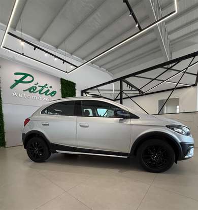 CHEVROLET-ONIX-2018