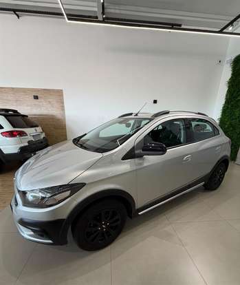 CHEVROLET-ONIX-2018