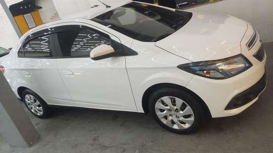 CHEVROLET-PRISMA-2014