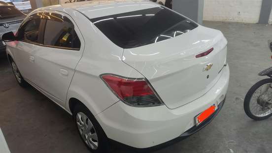 CHEVROLET-PRISMA-2014