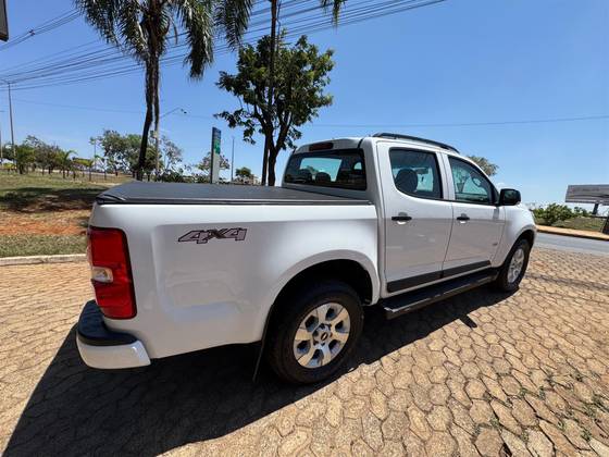 CHEVROLET S10 2.8 16V TURBO DIESEL LS CD 4X4 MANUAL