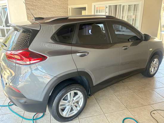 CHEVROLET-TRACKER-2020
