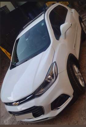 CHEVROLET-TRACKER-2017