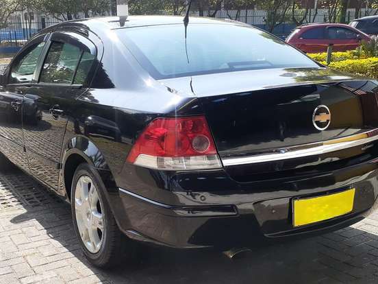 CHEVROLET-VECTRA-2.0 MPFI ELEGANCE 8V FLEX 4P AUTOMÁTICO CHEVROLET-VECTRA-2007