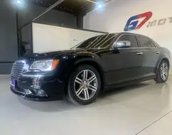 CHRYSLER 300 C 3.6 V6 GASOLINA AUTOMÁTICO CHRYSLER 300 C 3.6 V6 GASOLINA AUTOMÁTICO