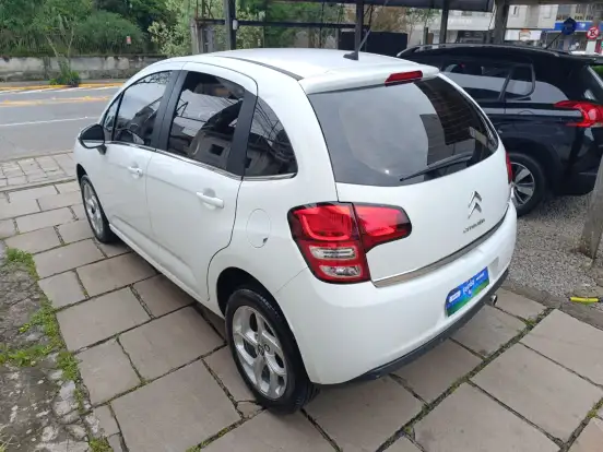 CITROËN-C3-1.6 EXCLUSIVE 16V FLEX 4P AUTOMÁTICO CITROËN-C3-2016
