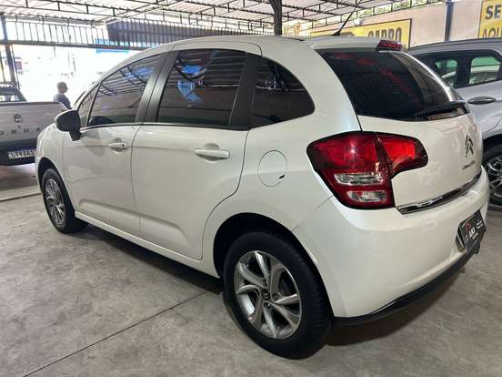CITROËN-C3-1.6 TENDANCE 16V FLEX 4P AUTOMÁTICO CITROËN-C3-2014