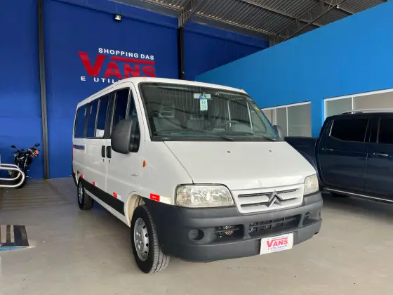 CITROËN JUMPER 2.3 HDI DIESEL MINIBUS 33M 3P MANUAL