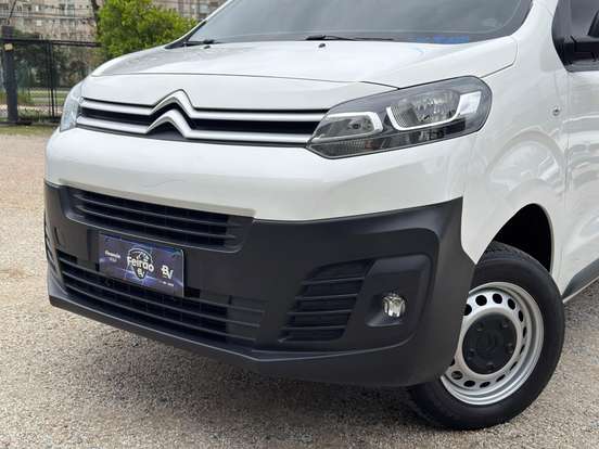 CITROËN-JUMPY-2023