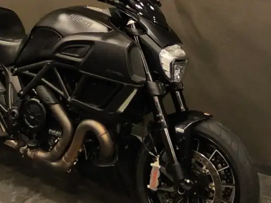 DUCATI-DIAVEL DARK DUCATI-DIAVEL DARK-2016