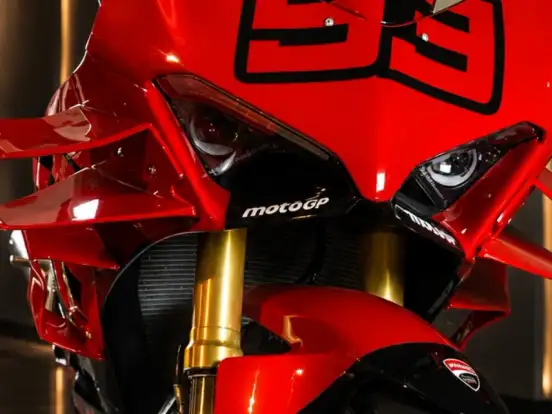 DUCATI-PANIGALE V4 S DUCATI-PANIGALE V4 S-2024