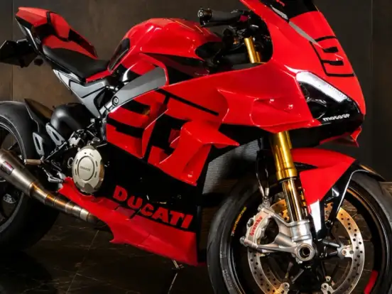 DUCATI-PANIGALE V4 S DUCATI-PANIGALE V4 S-2024