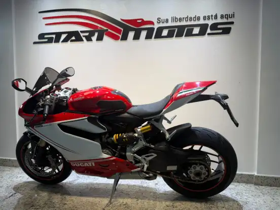 DUCATI-SUPERBIKE 1199 PANIGALE DUCATI-SUPERBIKE 1199 PANIGALE-2014