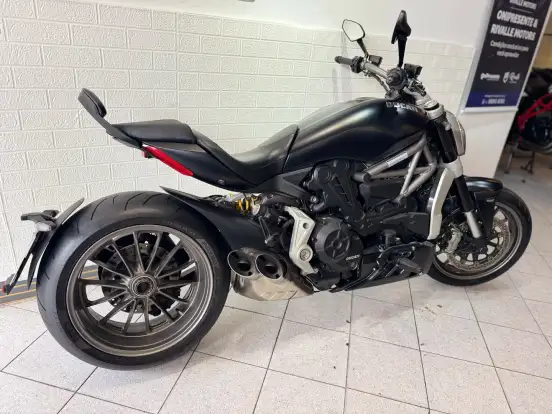 DUCATI-XDIAVEL DARK-2017