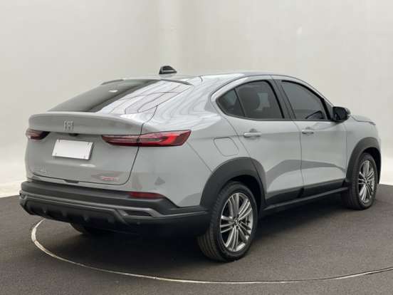 FIAT-FASTBACK-2024