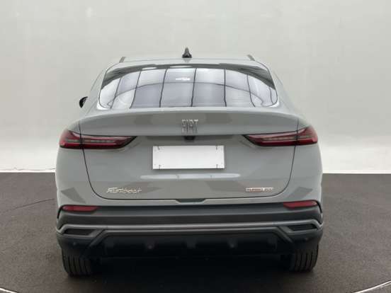 FIAT-FASTBACK-2024