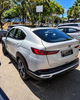 FIAT-FASTBACK-2023