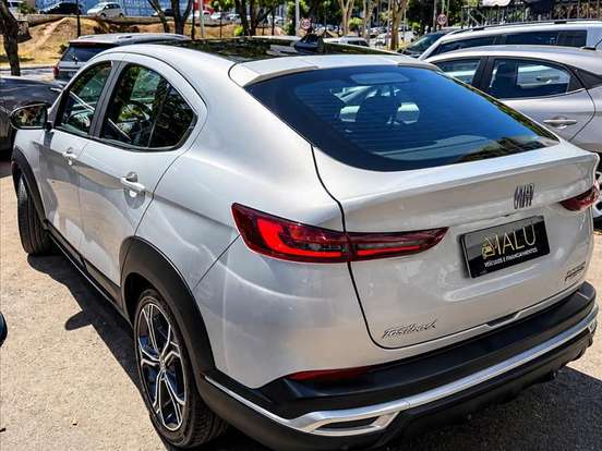 FIAT-FASTBACK-1.0 TURBO 200 FLEX IMPETUS CVT FIAT-FASTBACK-2023