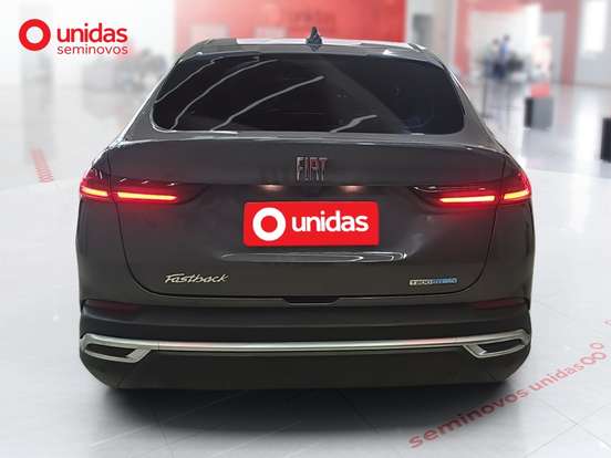 FIAT-FASTBACK-2025