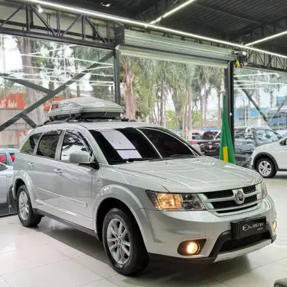 FIAT-FREEMONT-2013