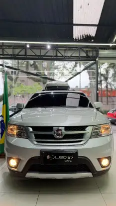 FIAT-FREEMONT-2013