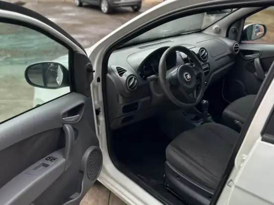 FIAT-PALIO-1.0 MPI ATTRACTIVE 8V FLEX 4P MANUAL FIAT-PALIO-2014