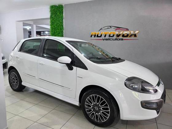 FIAT PUNTO 1.8 SPORTING 16V FLEX 4P AUTOMATIZADO