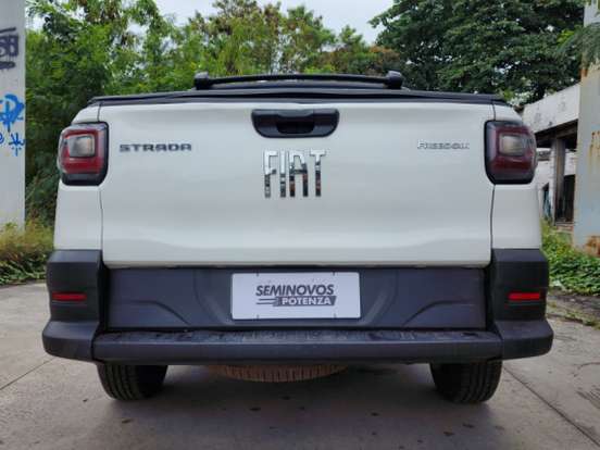 FIAT-STRADA-2024