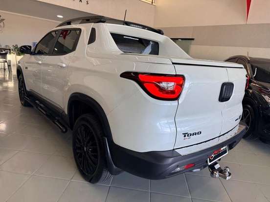 FIAT-TORO-1.3 TURBO 270 FLEX ULTRA AT6 FIAT-TORO-2025