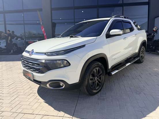 FIAT-TORO-2016