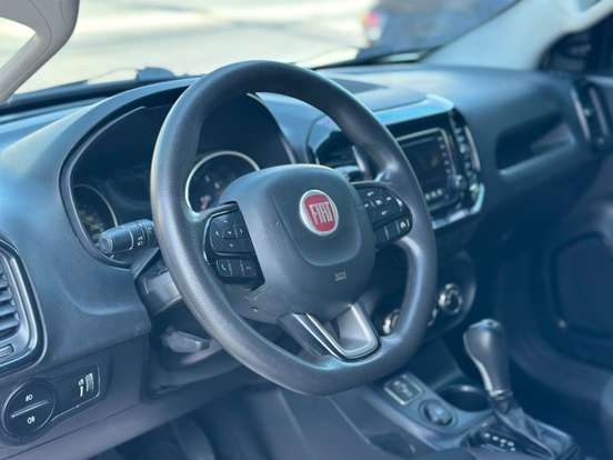 FIAT-TORO-2016
