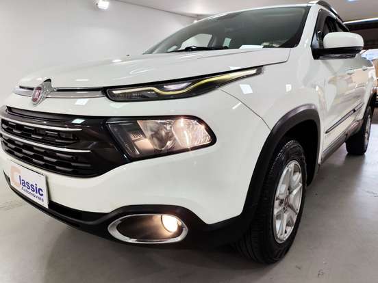 FIAT-TORO-2016