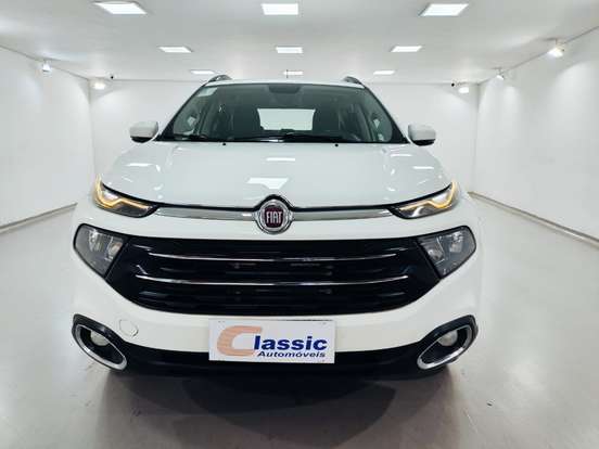 FIAT-TORO-2016