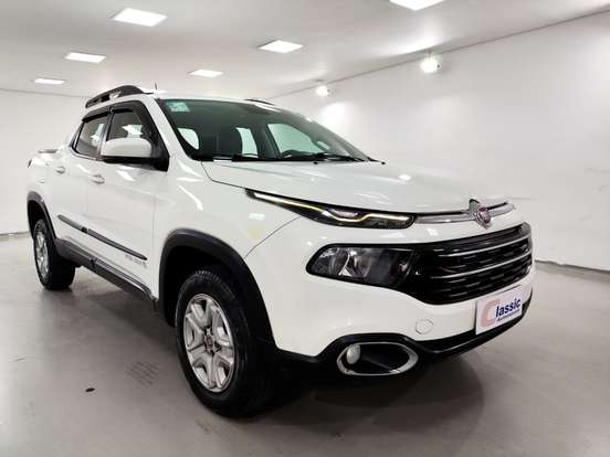 FIAT-TORO-2016