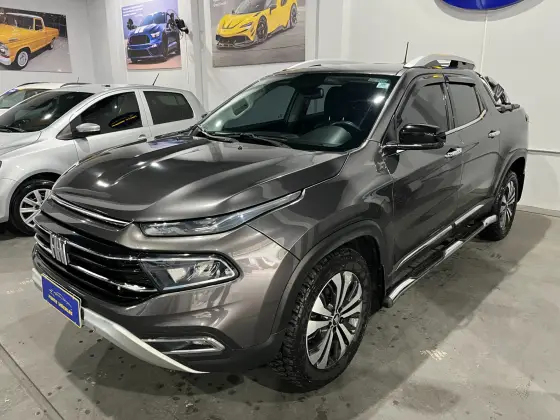 FIAT TORO 2.0 16V TURBO DIESEL VOLCANO 4WD AT9