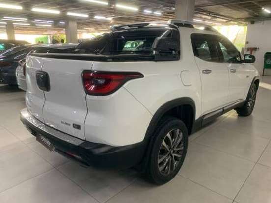 FIAT-TORO-2.0 16V TURBO DIESEL RANCH 4WD AT9 FIAT-TORO-2022
