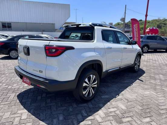 FIAT-TORO-2.0 16V TURBO DIESEL VOLCANO 4WD AT9 FIAT-TORO-2024