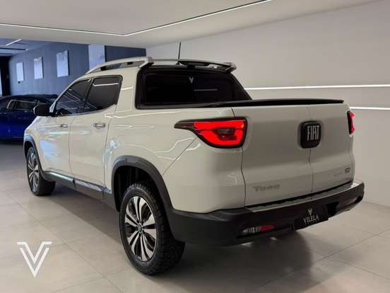 FIAT-TORO-2.0 16V TURBO DIESEL VOLCANO 4WD AT9 FIAT-TORO-2024