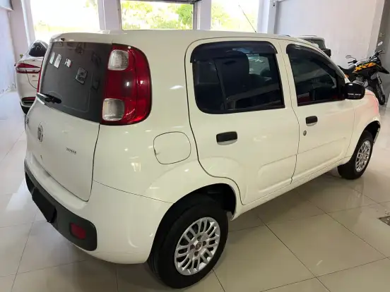 FIAT-UNO-2013